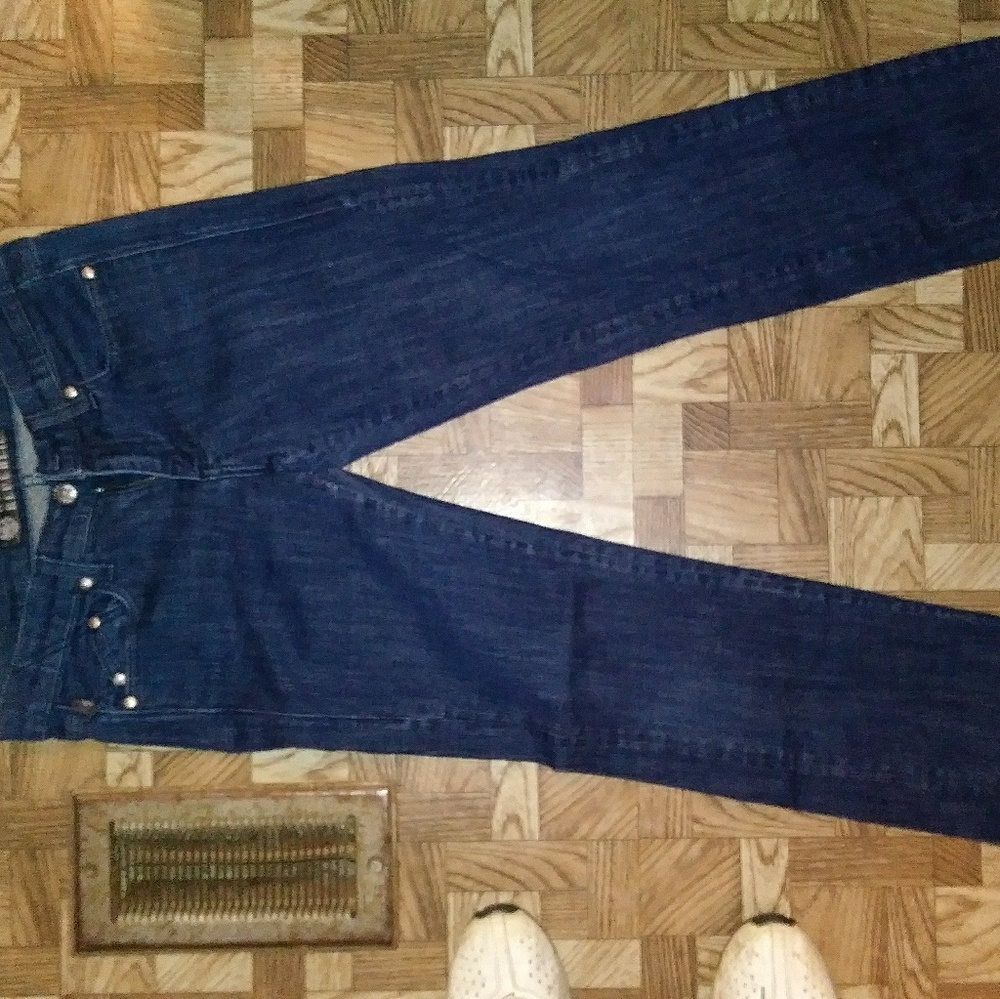 Jeans - Picture 2 of 5